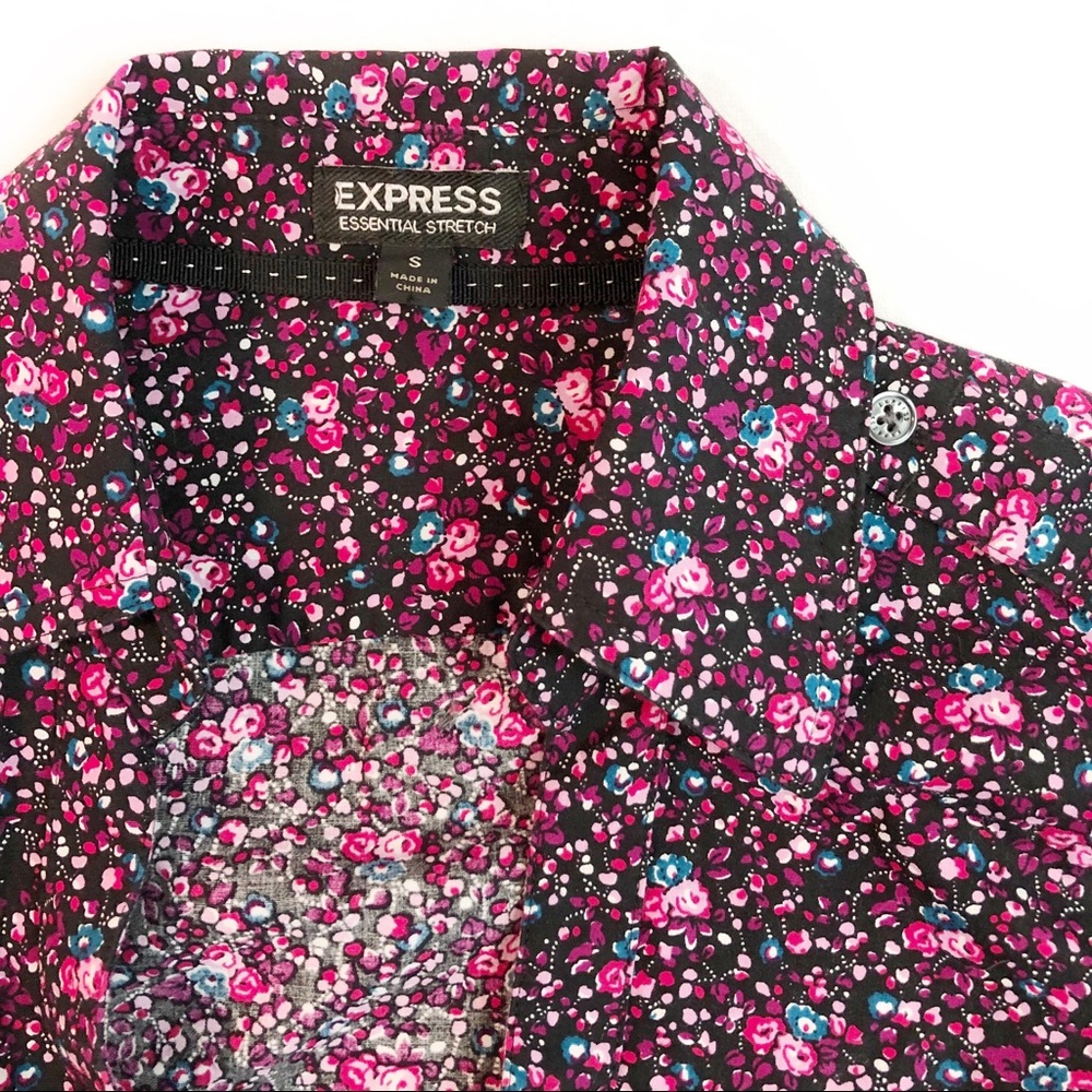 Express button down floral top purple fuchsia S - Picture 3 of 3